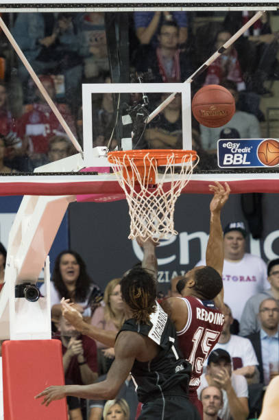 让球队在防 让球队在防