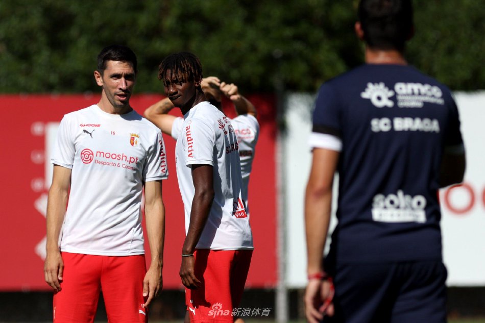 局体科所服 局体科所服